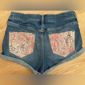 Hollister High Rise short-shorts distressed bandana pockets 27